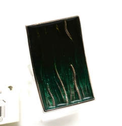 01-04-0007GREEN_ynnypn8s.jpg