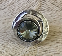 va0409_silver_gray