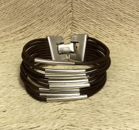 vr1089_brown